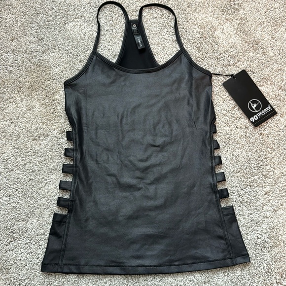 90 Degree by Reflex sexy cut out work out top - Picture 1 of 9